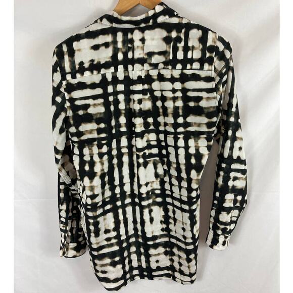 Calvin Klein Patterned Button Down Shirt Size XS - Picture 4 of 4